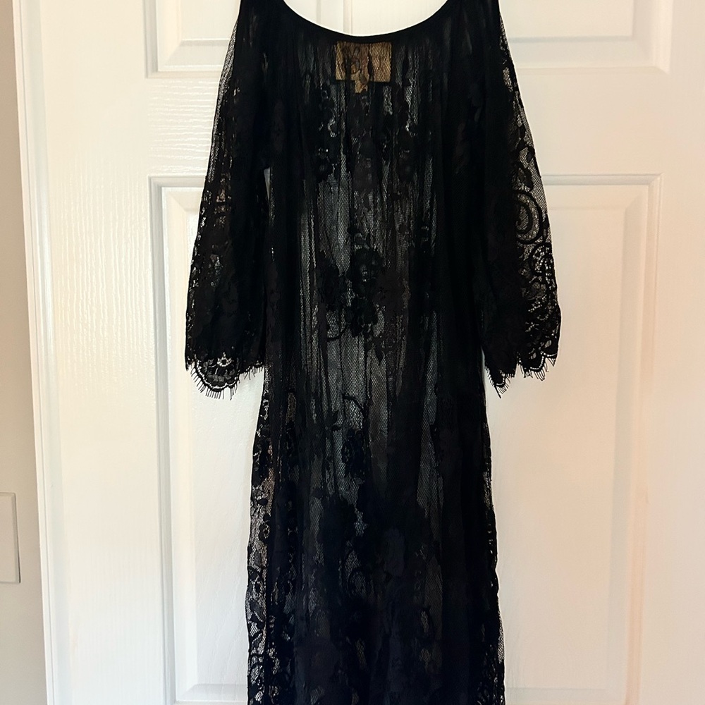 Elegant Black Lace Dress